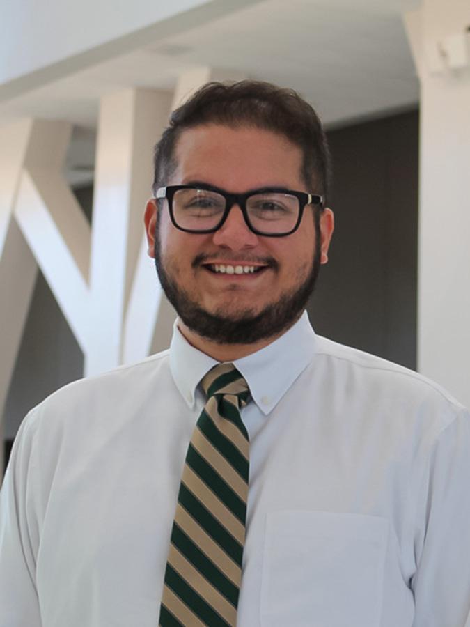 Admissions Counselor Waldo Villareal